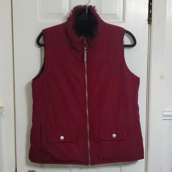 Lady Hathaway Reversible Vest - Picture 3 of 5